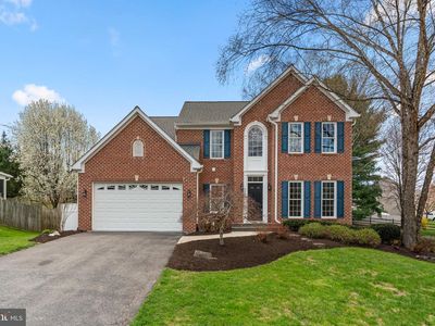 825 Caren Dr