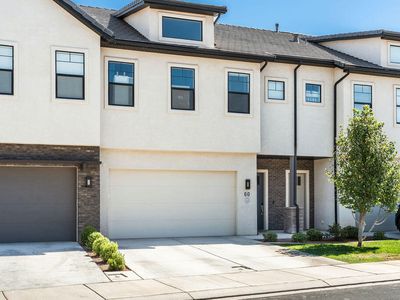 2600 Ocotillo Way #60