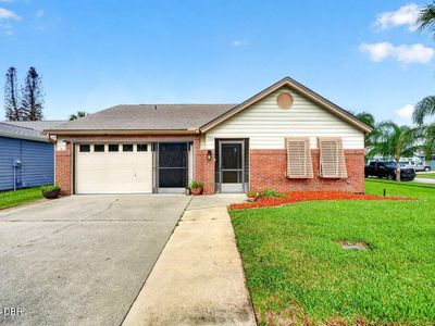 786 Pine Shores Cir