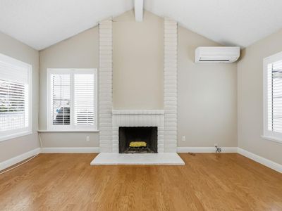 1184 Sunny Ct