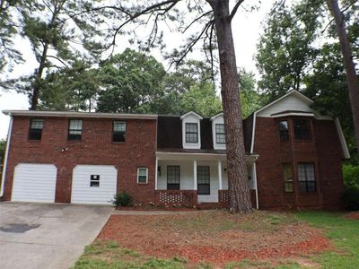 2498 Robin Hood Dr