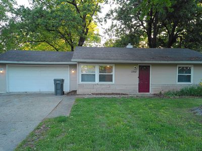 3302 N Ashland Ave