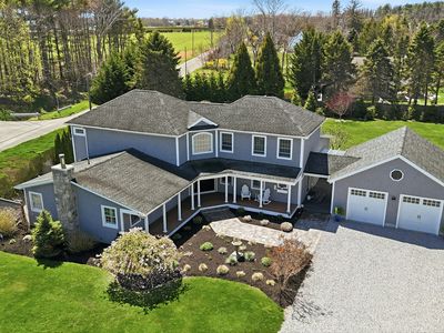25 Lighthouse Rd