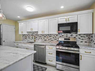 Property at 102 Lincoln Ave, Collingdale, PA