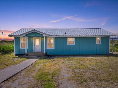 128 Blackhawk Dr
