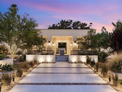2401 Driftwood Dr