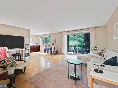 10228 Rockville Pik #201