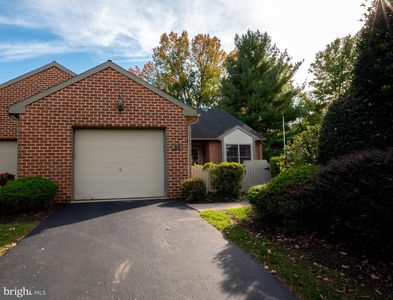 Property at 32 Cambridge Dr, Hershey, PA