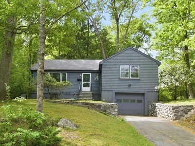 99 Brook Rd