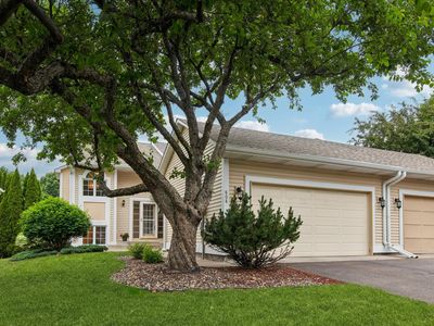 808 Winterberry Dr