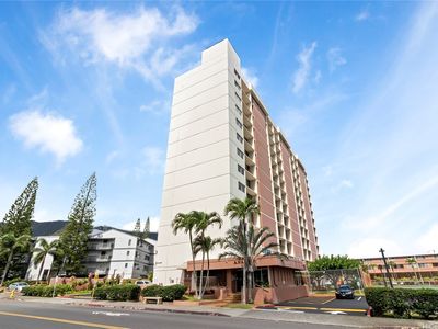 46-255 Kahuhipa St APT A1004