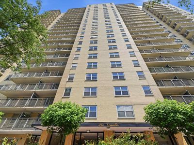 6600 Boulevard East APT 19H