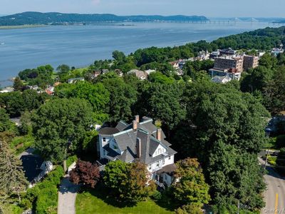 38 Oliphant Avenue #6