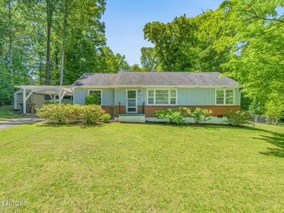 4404 Eagle Dr