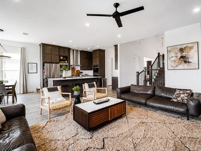 3506 Scenic Valley Dr