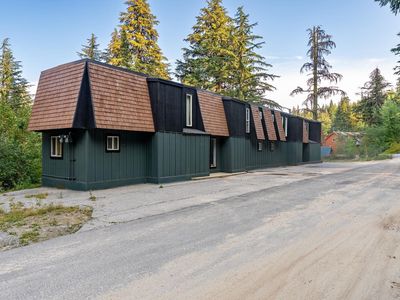 169 Snowplow Rd #1