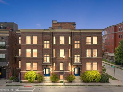 112 Watson St APT 24