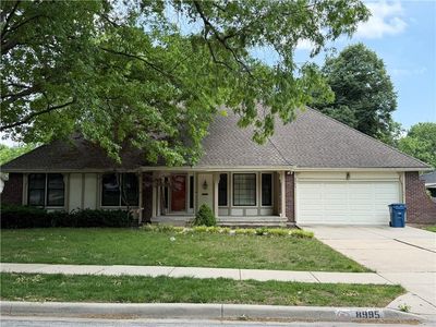 8995 Rosewood Dr