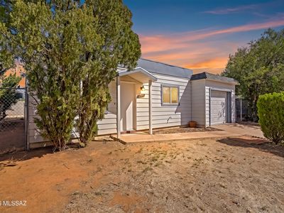 4849 E De Medici Dr