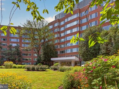 4000 Tunlaw Rd NW APT 705