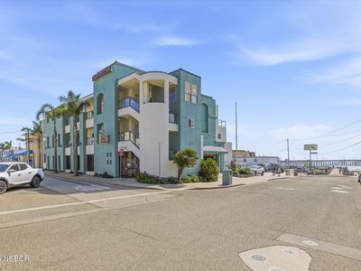 198 Main St #305