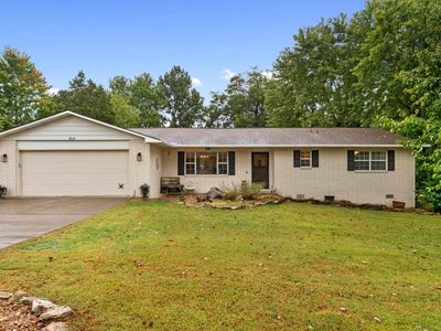 209 Parkview Dr