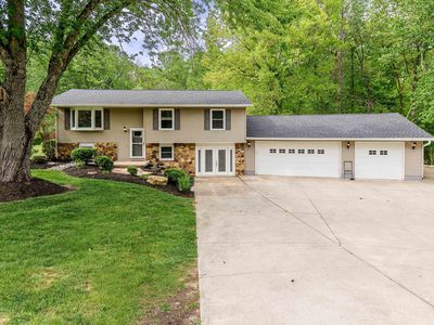 2955 E Carowinds Ct