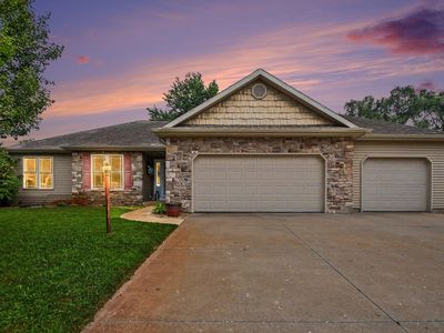 22352 Stonebridge Dr