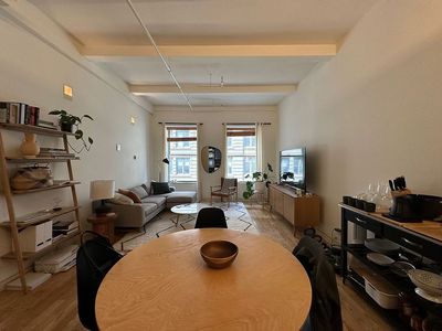 16 W 19th St APT 8B