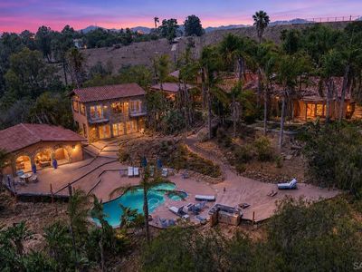 2369 Vern Dr