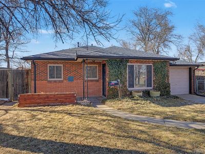 2055 Syracuse Street