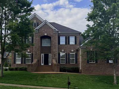 1412 Leeds Dr E