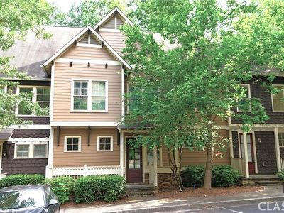 310 Research Dr APT 404