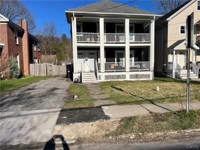 215-17 Fellows Ave