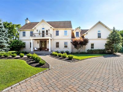 705 Gus Drive