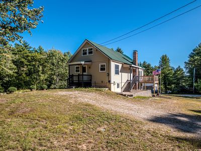 8 Eliot Drive