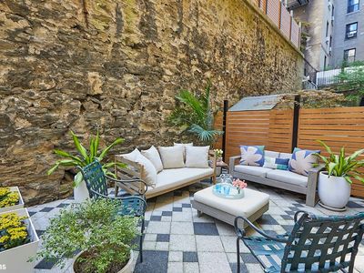 305 W 98th St APT 2ES