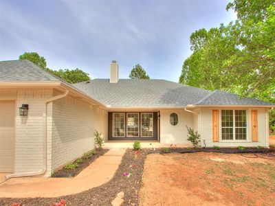 900 S Carolyn Dr