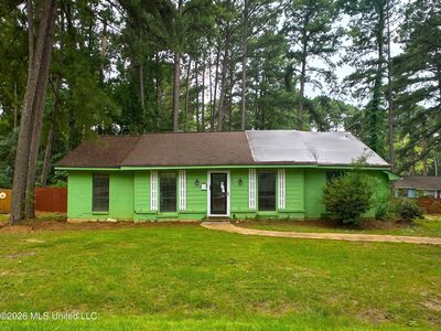 102 Dogwood Cir
