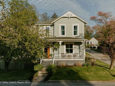 12 Charles Street