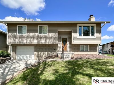 13856 V St
