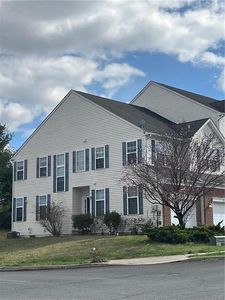 5232 Spring Ridge Dr E