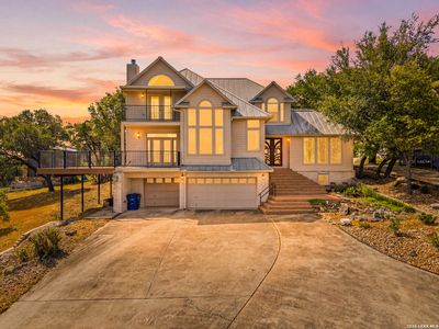 2417 CONNIE DR