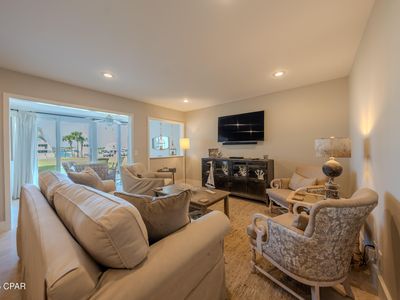 4726 Bay Point Rd #4127