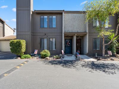 Property at 863 Greenfield Ave, Hanford, CA