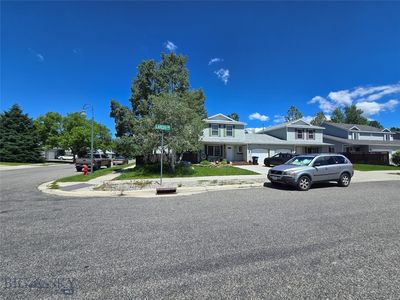 3607 Laredo Dr