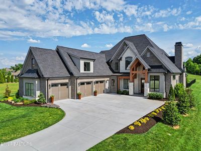 3775 Edgewater Way