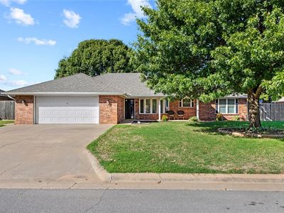 2301 Berry Ave