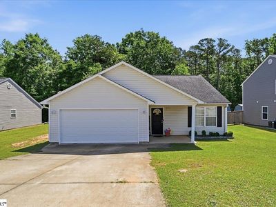 Property at 300 London Dr, Laurens, SC