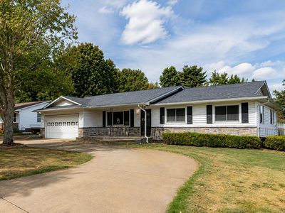 Property at 114 N Seneca St, Grove, OK